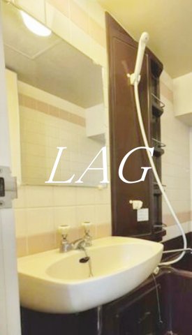 洗面設備　洗面台です。