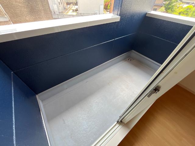 バルコニー　ベランダ