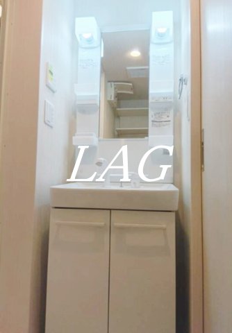 洗面設備　洗面台です。