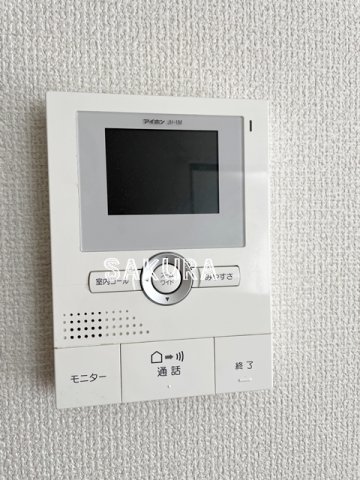 セキュリティ　女性の方でも安心のモニター付きインターフォン♪