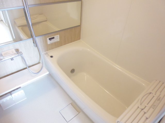 バス・シャワールーム　一坪風呂