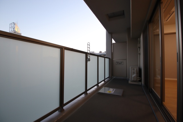 バルコニー　※別室の参考写真の為、現況優先です。