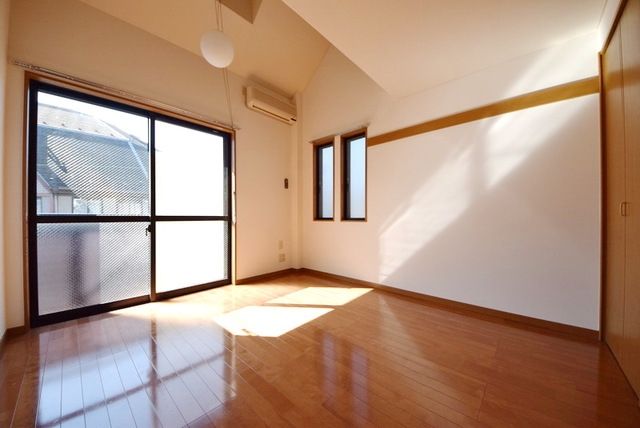 居室・リビング　★日当たり良好★