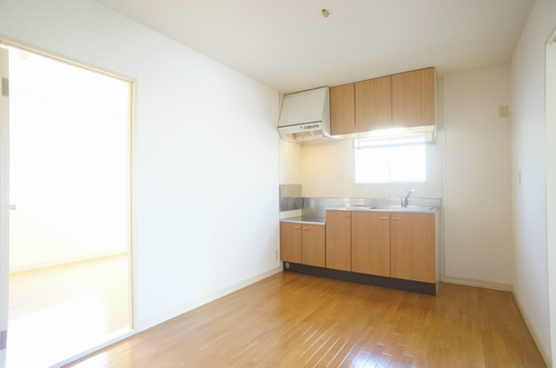 その他　K5.7帖　ダイニングテーブルを置ける広さがあります☆