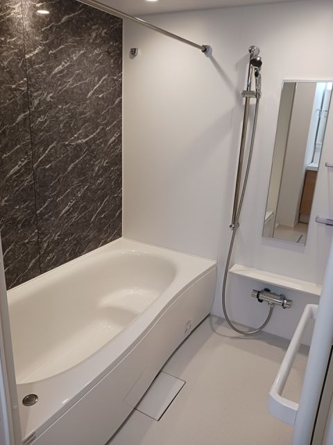 バス・シャワールーム