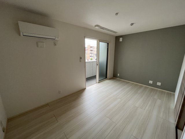 居室・リビング　小学校