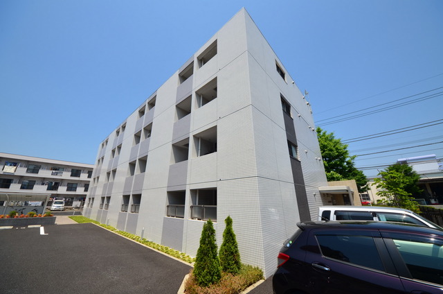 建物外観　★安心のオートロックマンションです★