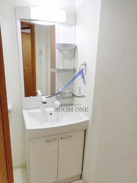 洗面設備　洗面台です。