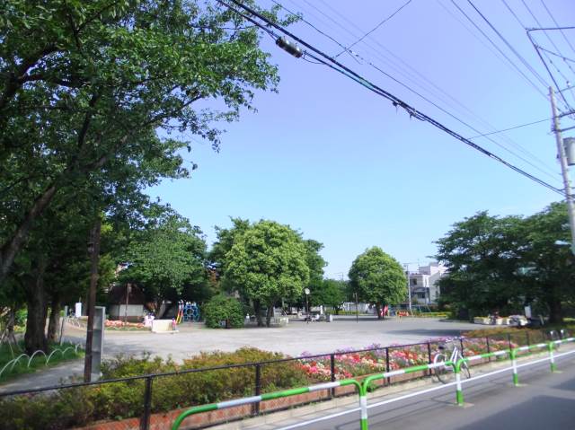 公園　千早フラワー公園（公園）まで785m