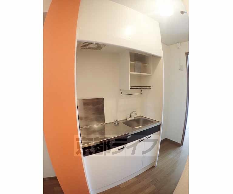 キッチン　コンロつきのキッチンです。