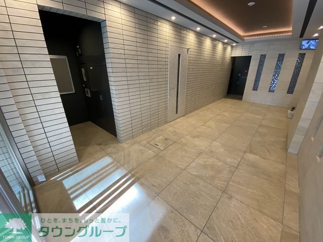 エントランス　エントランス