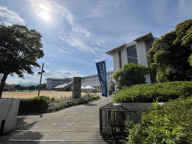 小学校　伊丹市立伊丹小学校（小学校）まで612m