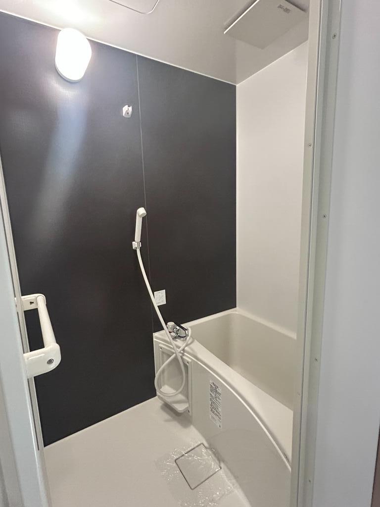 バス・シャワールーム　バス・トイレ別