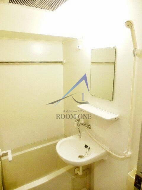 バス・シャワールーム　お風呂です。