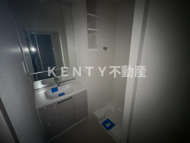 洗面設備　スペースが確保できる洗面所です