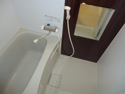 バス・シャワールーム　バス
