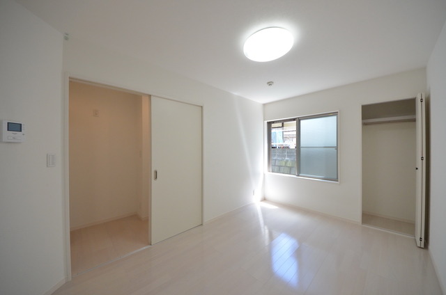 収納　★クローゼットタイプの使いやすい収納です★