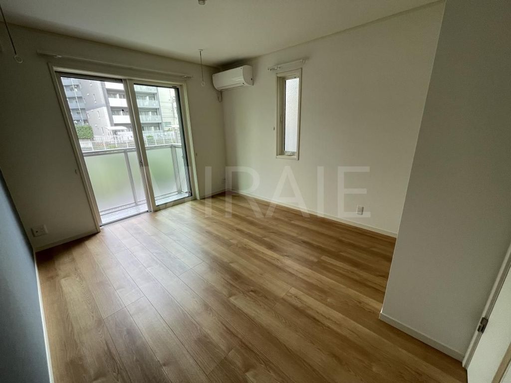 居室・リビング　同施工写真