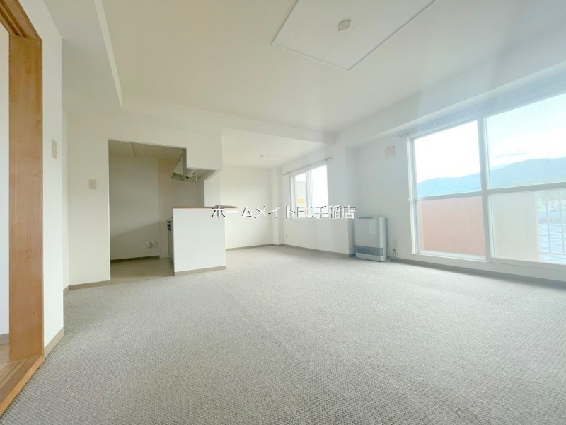 居室・リビング　美装済みです！