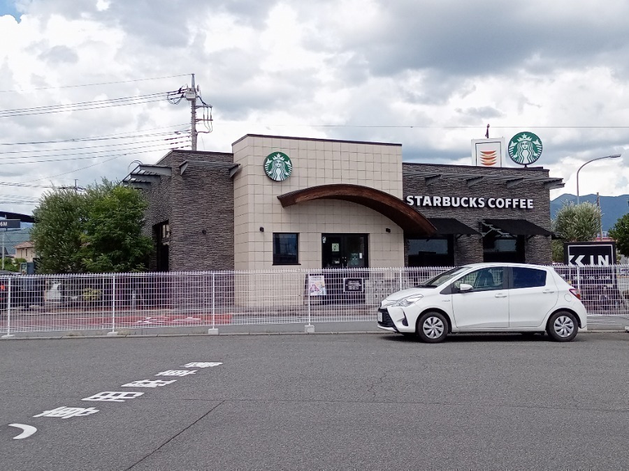 飲食店　スターバックスコーヒー甲府アルプス通り店（飲食店）まで226m