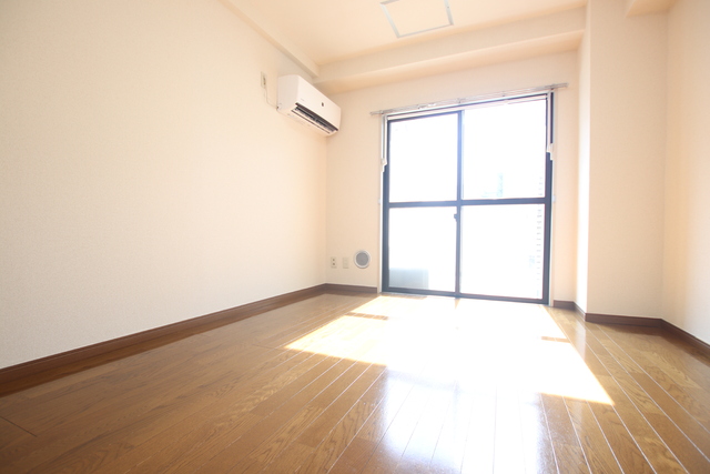 居室・リビング　※別室参考写真