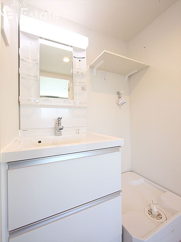 洗面設備　同仕様写真