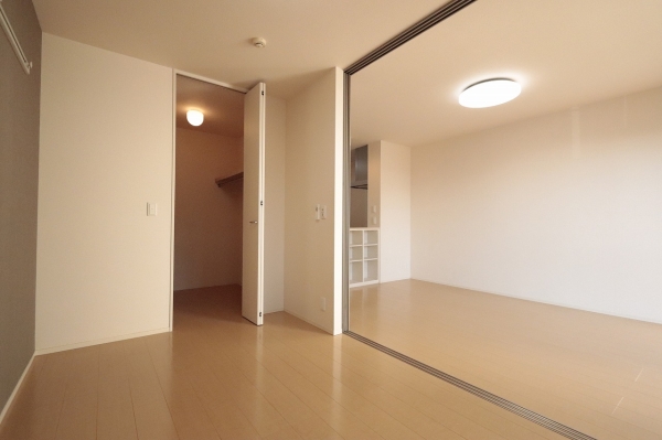 その他部屋・スペース　仕切りを開けて使えば広く使えます！