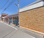 コンビニ　セブンイレブン 足立柳原2丁目店（コンビニ）まで379m