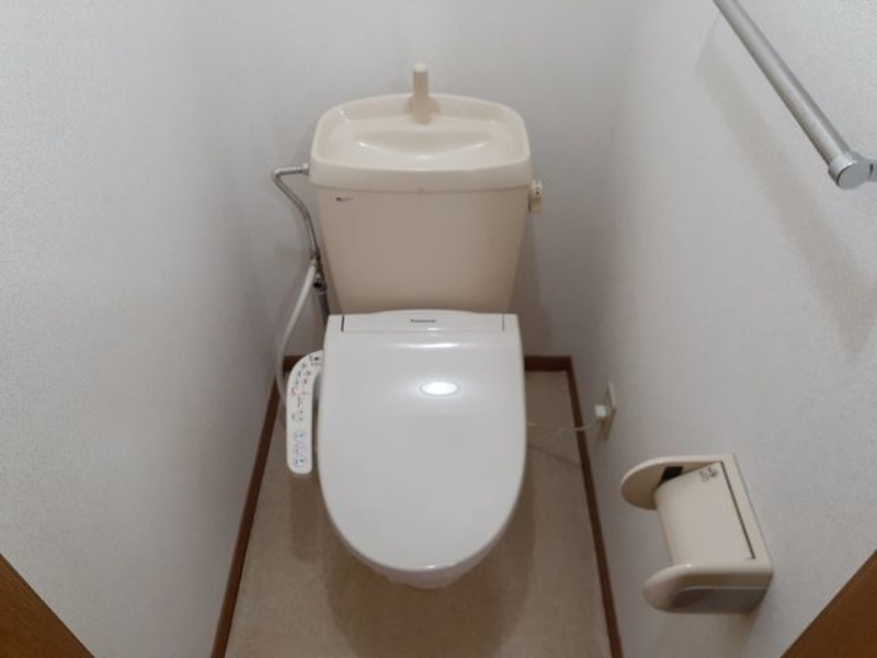 トイレ　図面と現状に相違がある場合には現状を優先