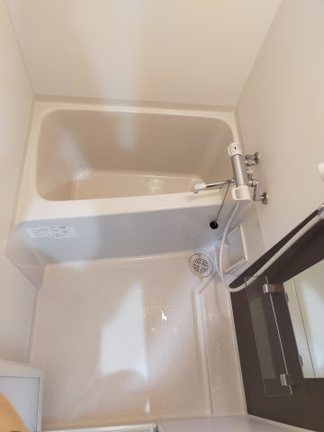 バス・シャワールーム　バストイレ別でおすすめです！