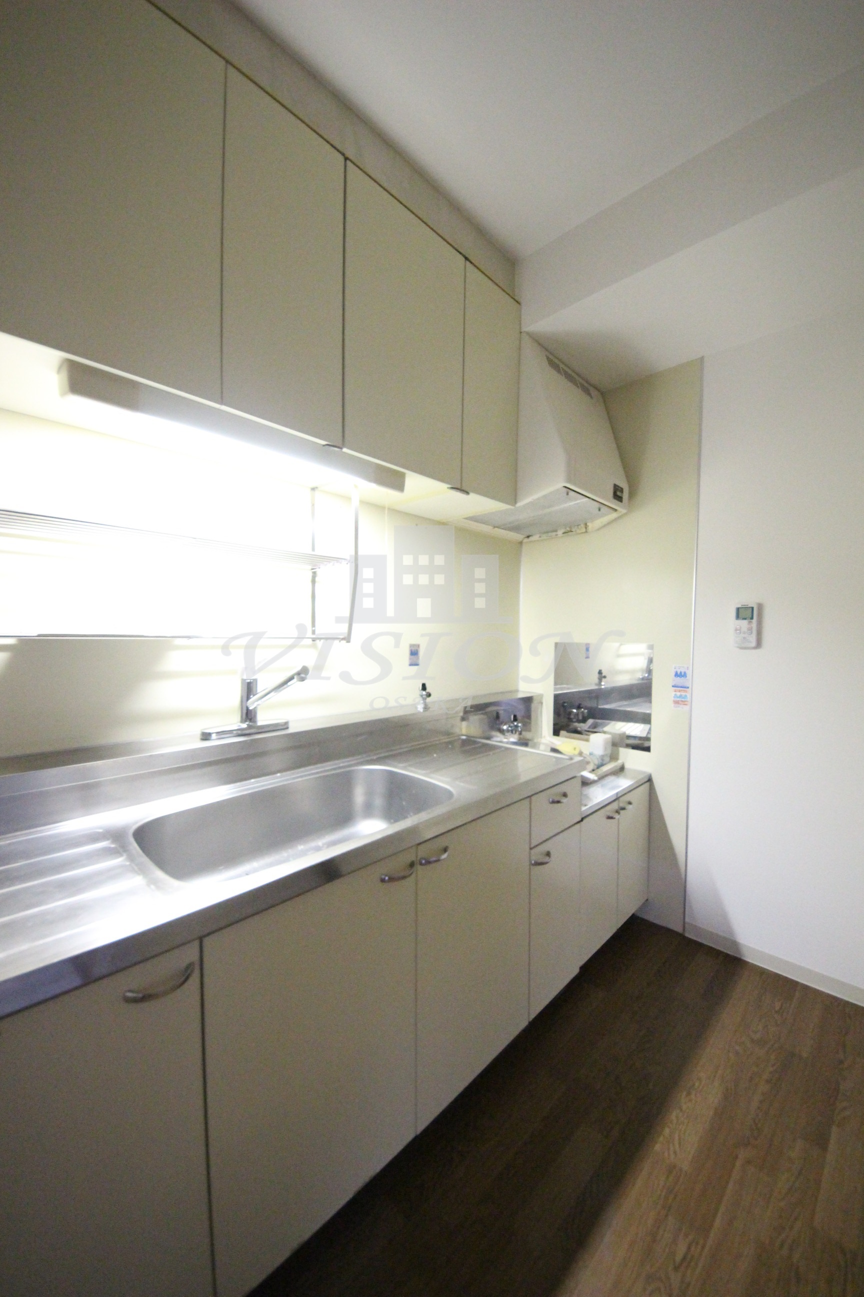 キッチン　室内写真は別室のものです