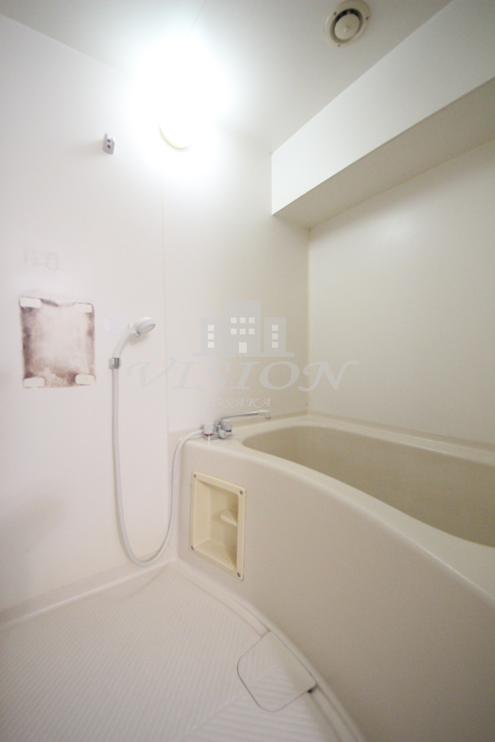 バス・シャワールーム　室内写真は別室のものです