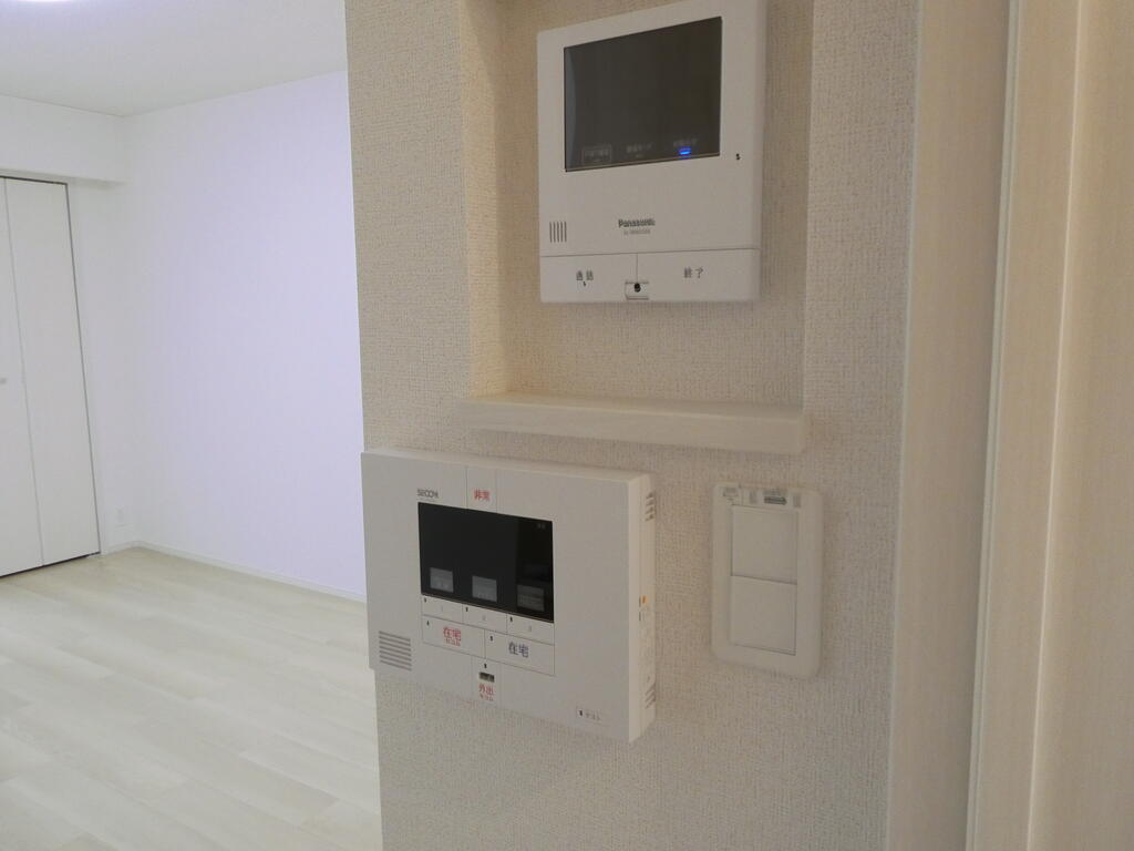 セキュリティ　TVインターホン＆SECOM