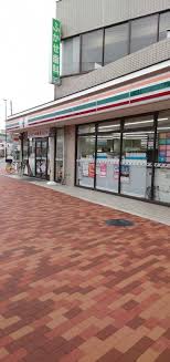 コンビニ　セブンイレブン立川武蔵砂川駅前店（コンビニ）まで596m