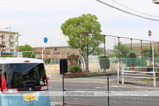 小学校　福山市立川口東小学校（小学校）まで550m