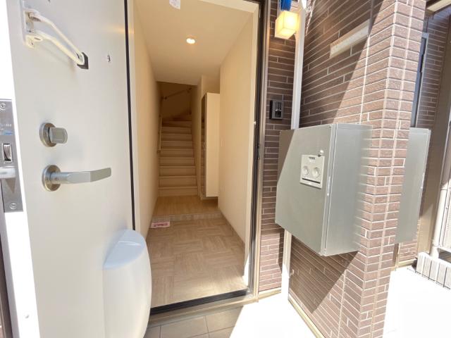 玄関　玄関・宅配BOX