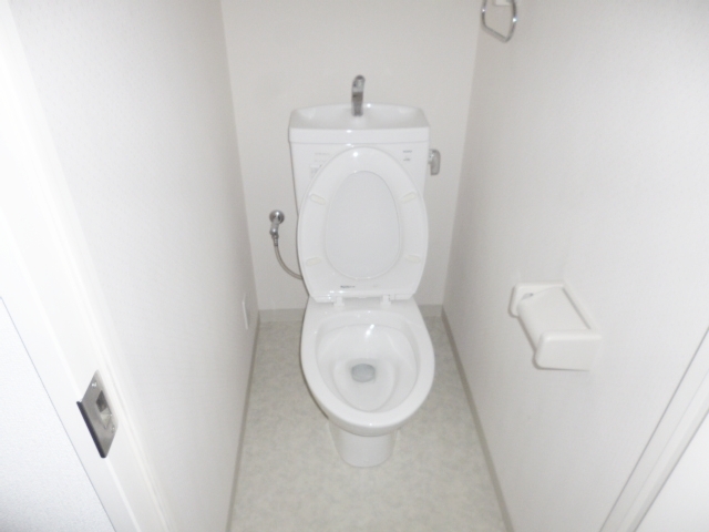 トイレ　トイレもゆとりありますね♪