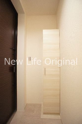 玄関　シューズボックスあります。