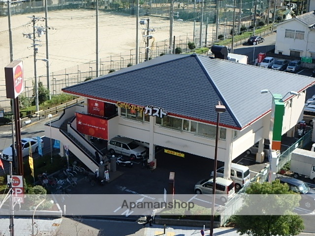 飲食店　ガスト（飲食店）まで220m