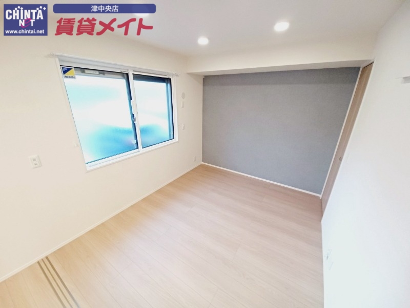 その他部屋・スペース　同物件別室反転写真