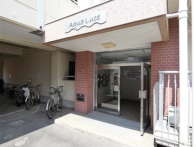 その他　エントランス