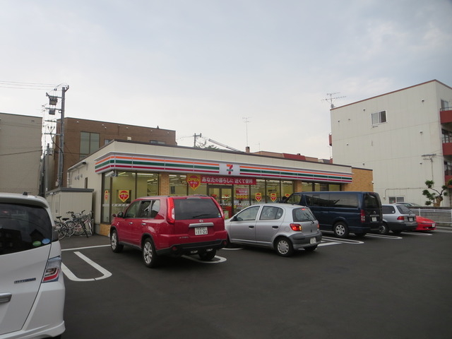 コンビニ　セブンイレブン札幌美園5条店（コンビニ）まで287m