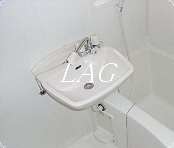 洗面設備　洗面台です。