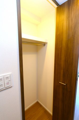 収納　参考写真（同物件別部屋）