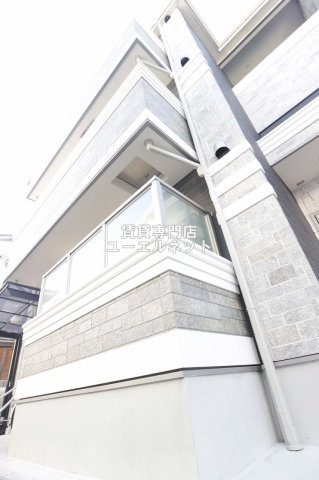 建物外観　シンプルで洗練されたデザインが毎日の暮らしに心地よさをプラス