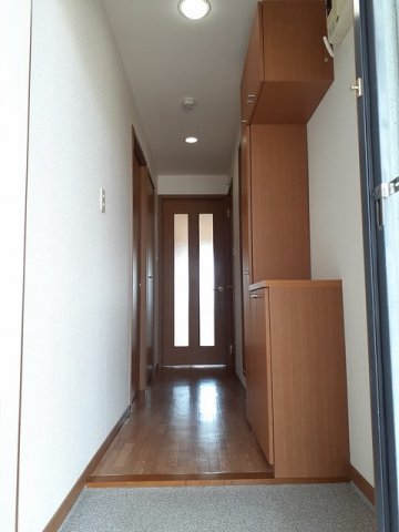 玄関　シンプルで使いやすい玄関です