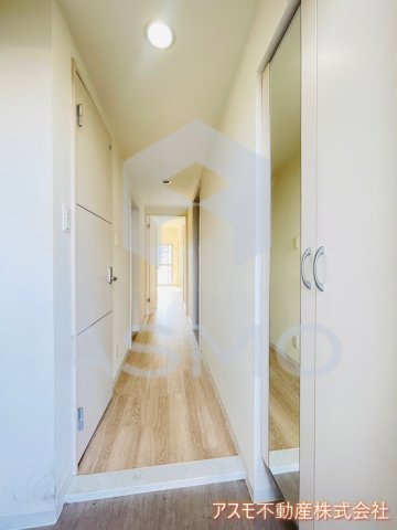 玄関　同マンション別部屋参考写真