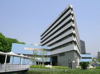 病院　市立豊中病院（病院）まで422m