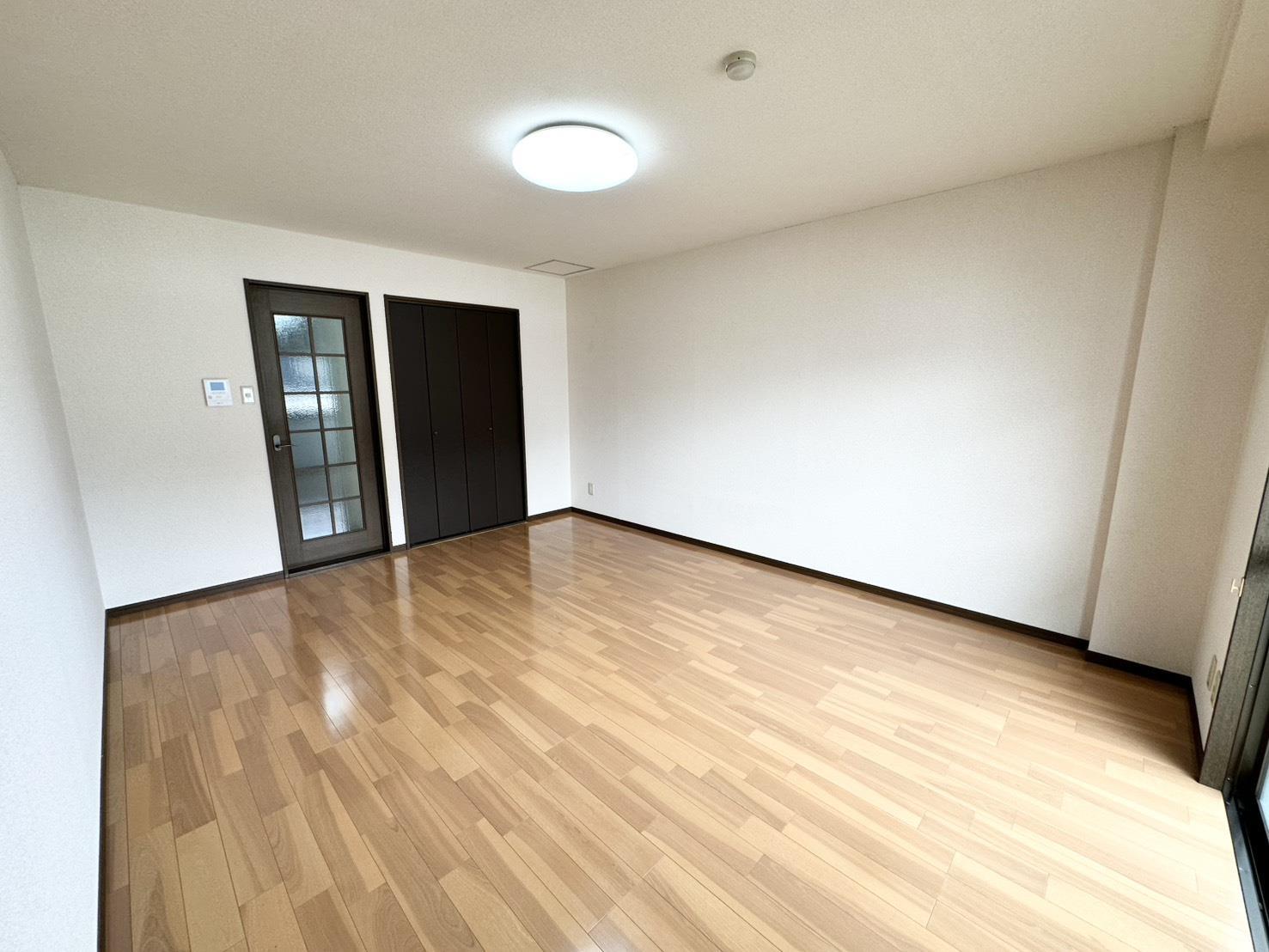 その他部屋・スペース　照明器具あり