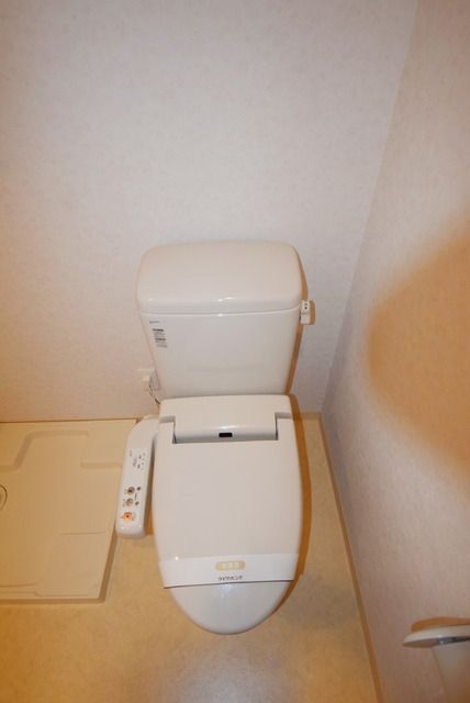 トイレ　★★温水洗浄便座付トイレ★★
